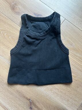 ALO Yoga Black Racerback Cropped Sports Bra